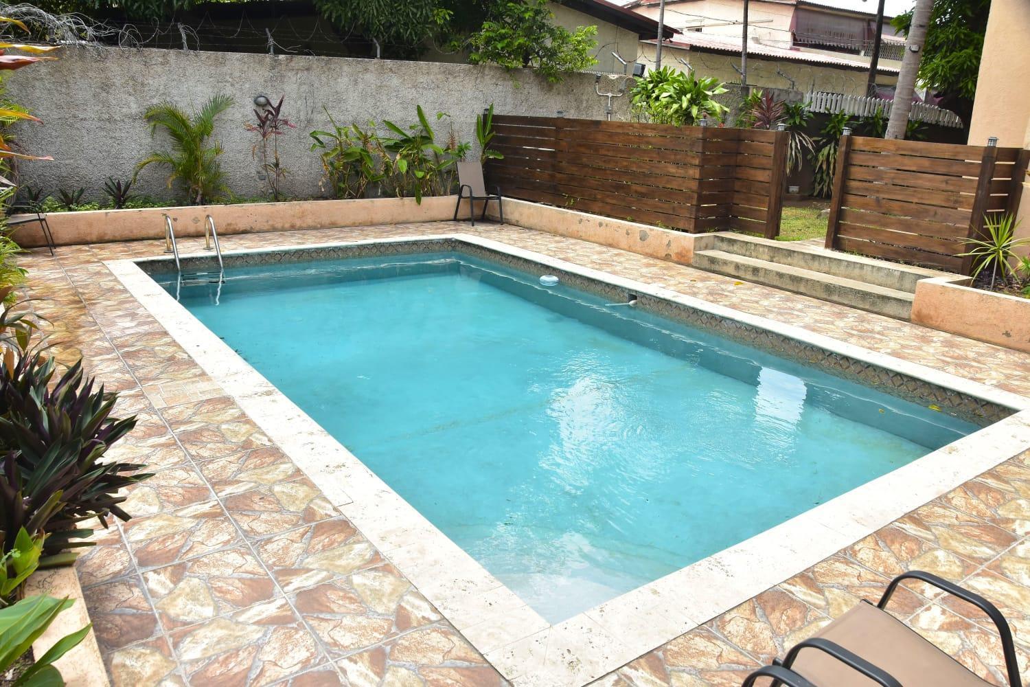 Central Upscale New Kingston Apt With Pool Exterior photo